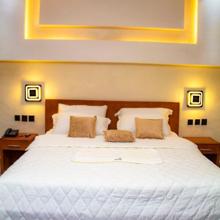Hotel L'Apero Cotonou Luaran gambar