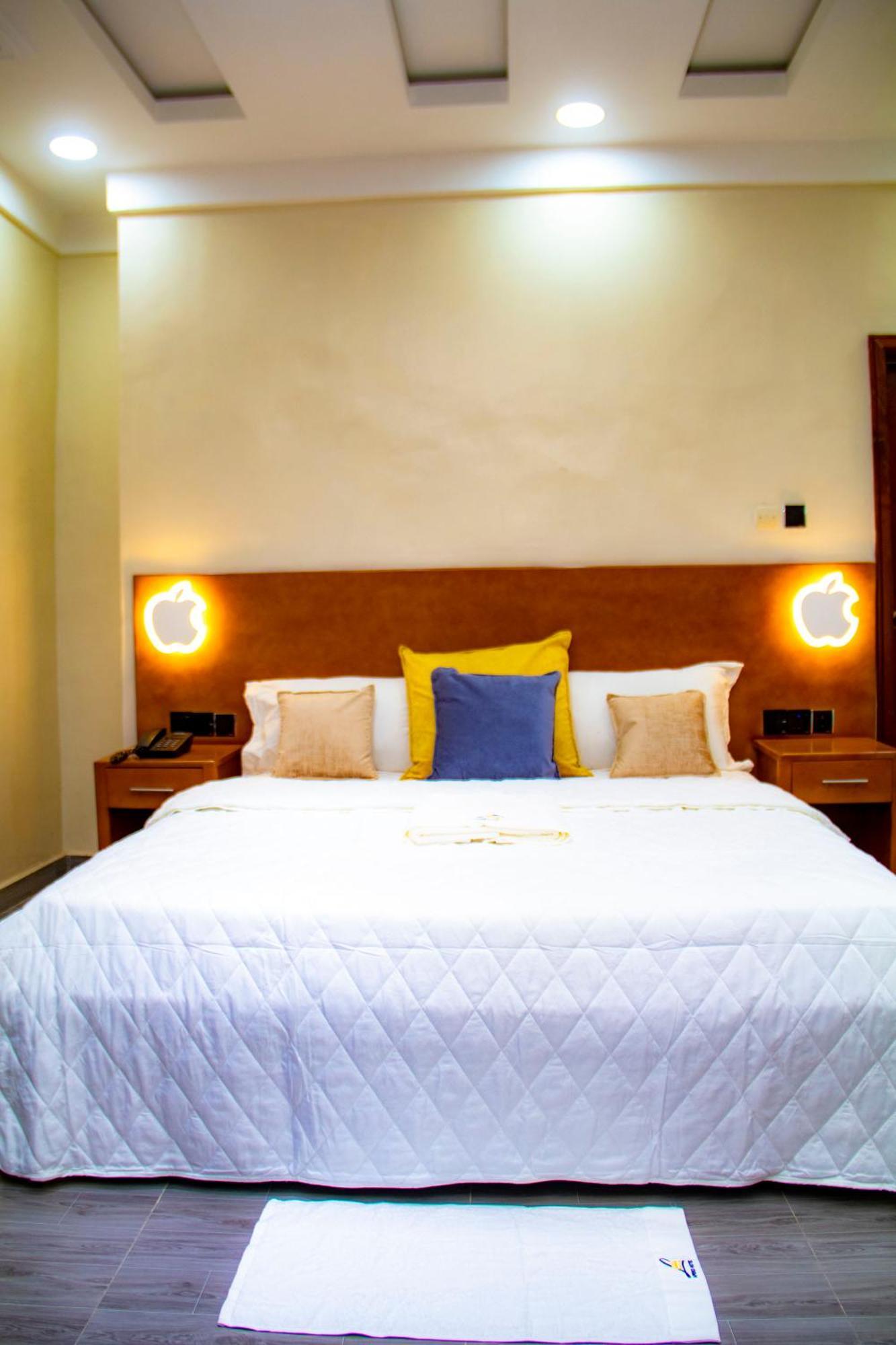 Hotel L'Apero Cotonou Luaran gambar