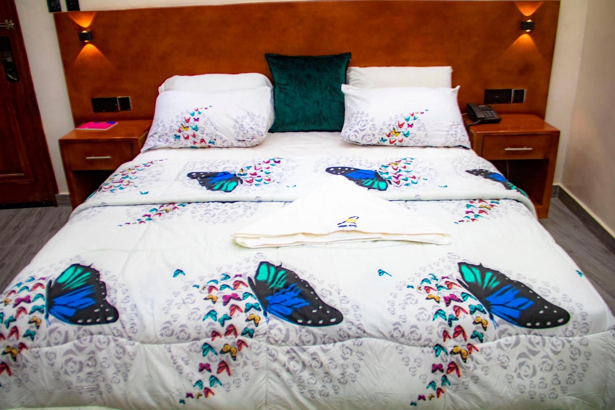 Hotel L'Apero Cotonou Luaran gambar