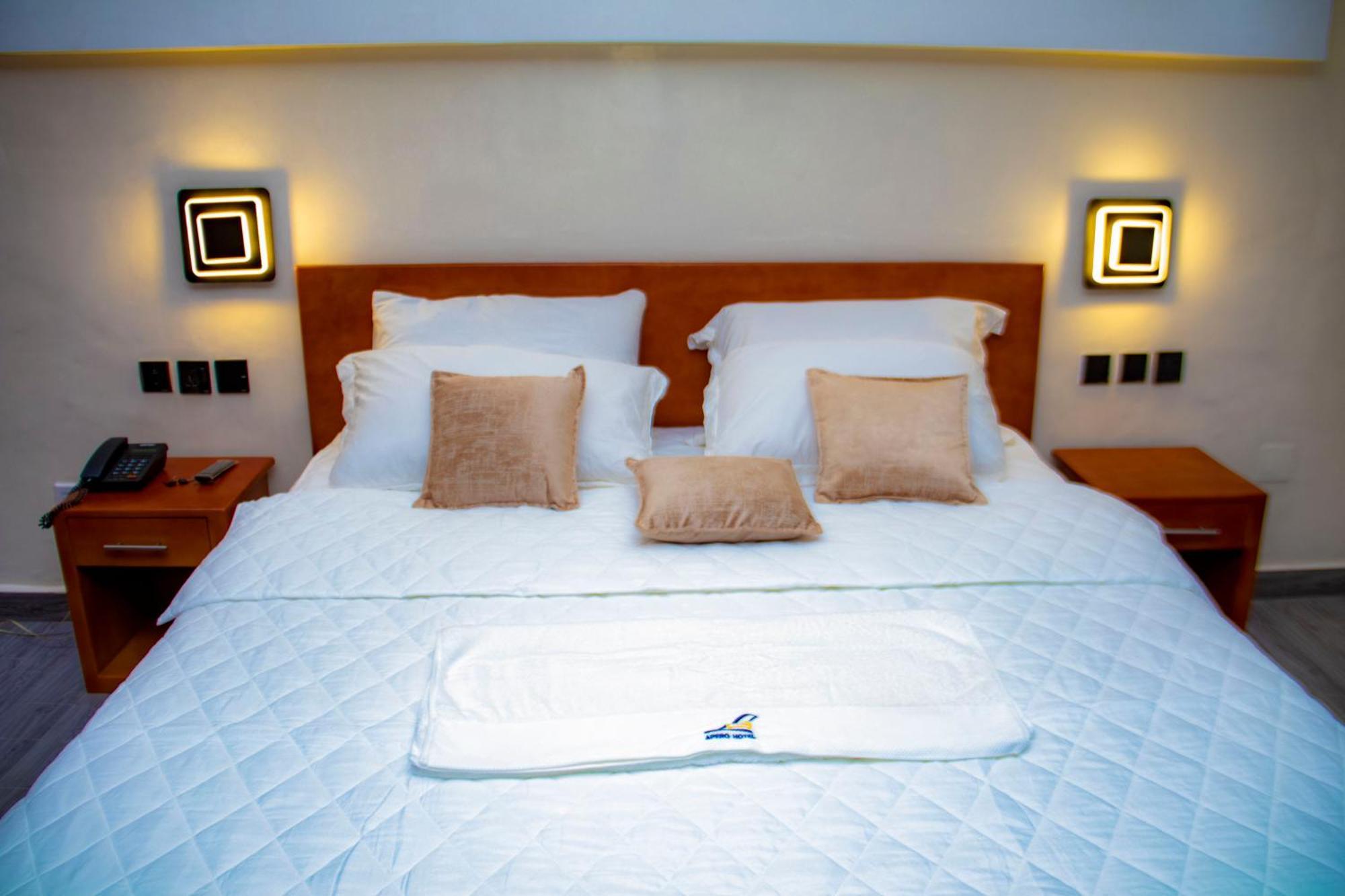 Hotel L'Apero Cotonou Luaran gambar